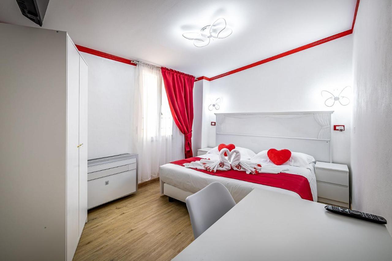Hotel Veneto Con Accesso Ztl Флоренция Екстериор снимка